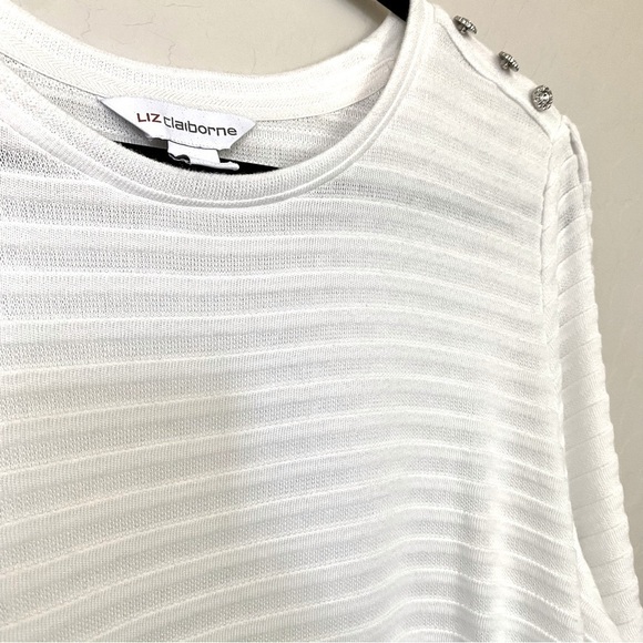 Liz Claiborne Off-white Sweater w/ Jewel Buttons on Shoulder Size 1X - Picture 4 of 9